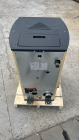 PRODUS RECONDITIONAT IN PERFECTA STARE DE FUNCTIONARE 27230 !!! Termosemineu pe peleti Fornello Fiama Confort 12 kw complet echipat pentru incalzire pompa vas expansiune automatizare buncar peleti 12 kg tiraj fortat culoare Crem – Fornello.ro