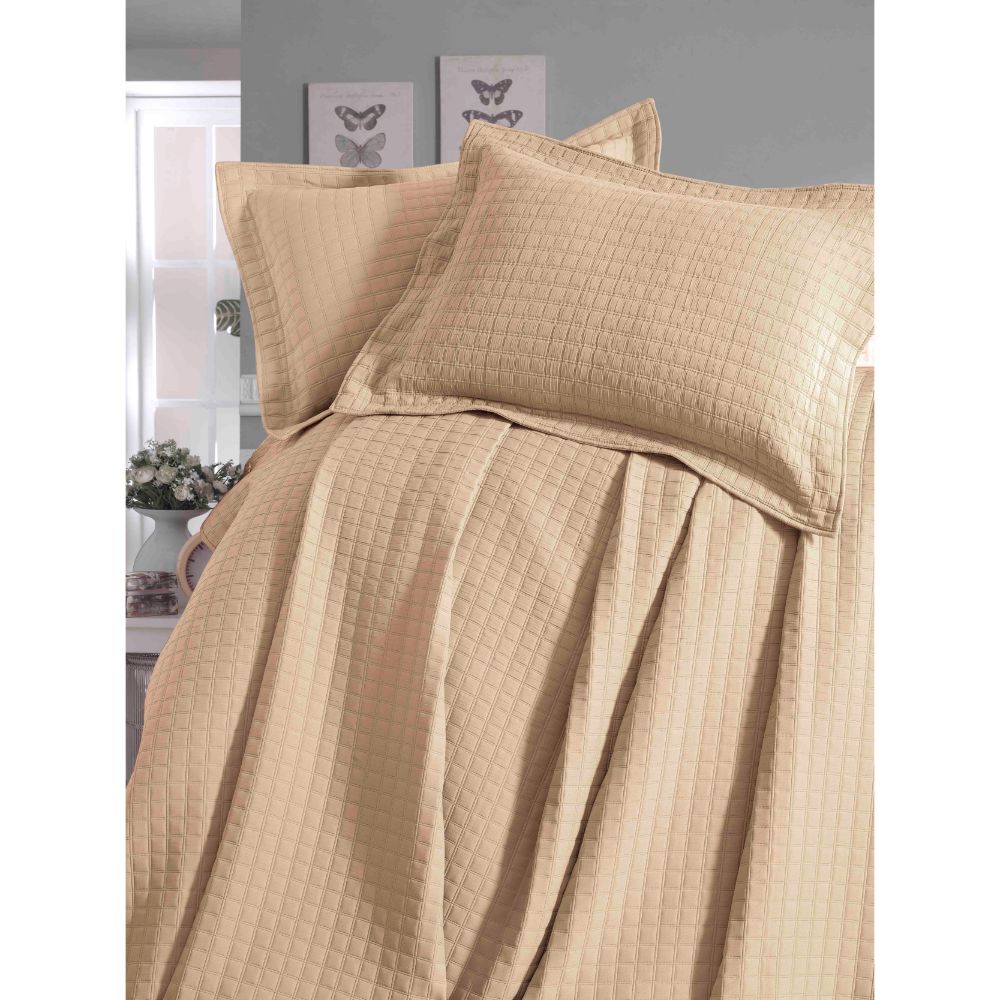 Oferte la Cuvertura de pat  StoreBox + 2 fete perna, poliester, cappuccino, 240 x 260 cm