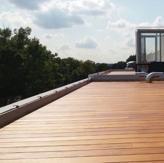 Oferte la Deck Iroko  Exterpark  Sistem Instalare Magnet  21x120x600-2400 mm