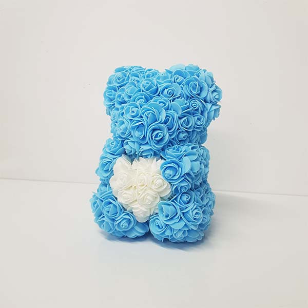 Oferte la Ursulet floral 25 cm decorat manual cu trandafiri spuma, cu inima in cutie (Culoare produse: Albastru)