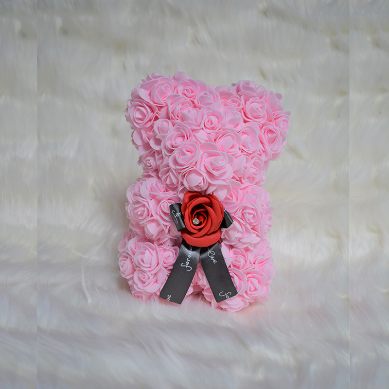 Oferte la Ursulet floral roz cu trandafir rosu 25 cm, decorat manual, cutie cadou (Culoare produse: roz)