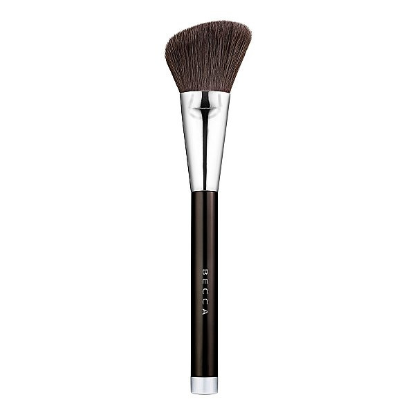 Oferte la Pensula iluminator Becca Angled Highlighting (Utilizat pentru: Fard de obraz)