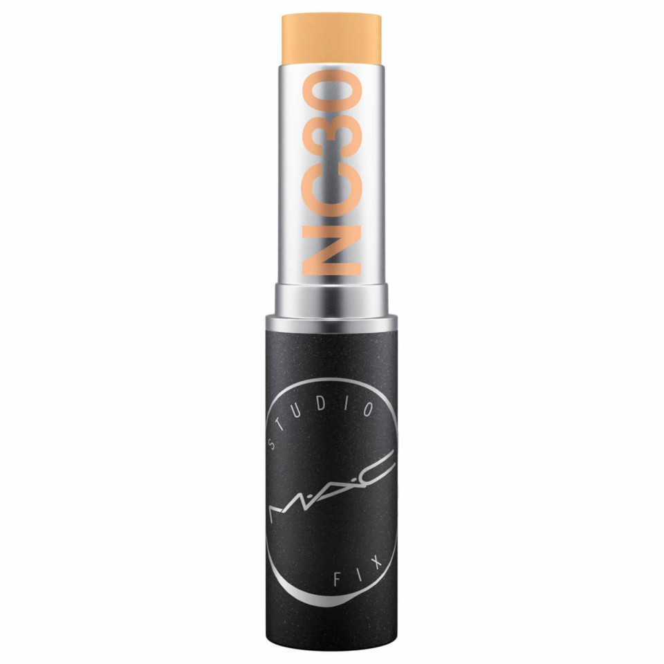 Oferte la Fond de ten Mac Studio Fix Soft Matte Foundation Stick (Concentratie: Fond de ten, Gramaj: 9 g, Nuanta fond de ten: NC30)
