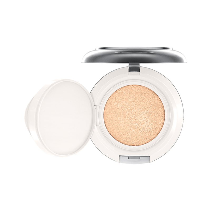 Oferte la Fond de ten compact MAC, Lightful C, SPF 50, 12 g (Nuanta fond de ten: Extra Light Rose)