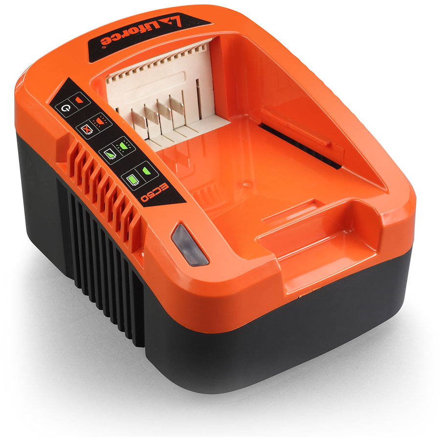 Oferte la Incarcator Rapid EC50 Acumulatori 40V 5A Negru/Portocaliu