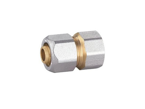 Oferte la Conector filet interior marime 20x3/4 pentru teava Pexal/Henco