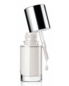 Oferte la Lac de unghii Clinique, A Different Nail Enamel, 9ml (Culoare produse: 11 Concrete Jungle)