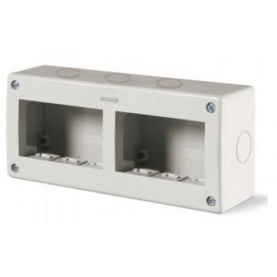 Oferte la Carcasa PT 3+3 module IP40 Scame 136.4126