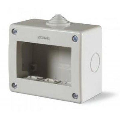 Oferte la Carcasa 3 module IP40 Scame Evolution 136.4123