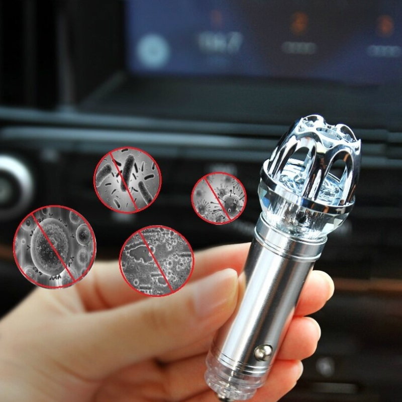 Oferte la Mini purificator de aer auto Argintiu