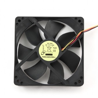 Oferte la Ventilator carcasa Gembird, ballbearing, 120mm (FANCASE3/BALL)