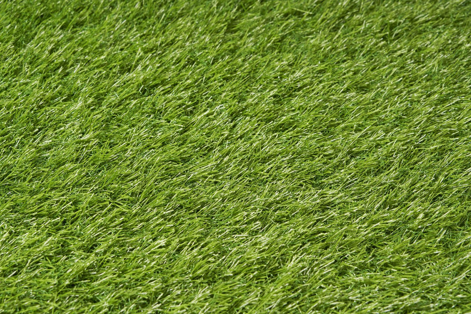 Oferte la Iarba verde artificiala 20 mm Sri Lanka