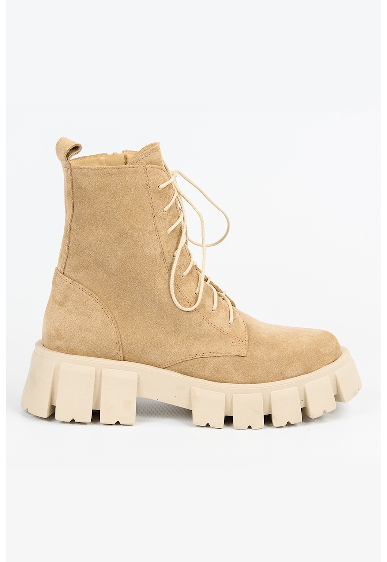Oferte la Ghete din piele intoarsa - Bej