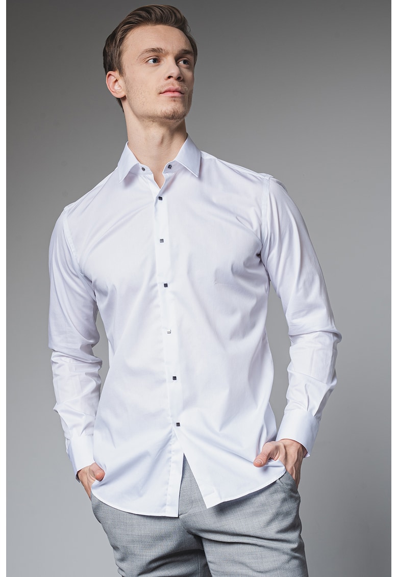 Oferte la Camasa regular fit cu guler clasic - Alb