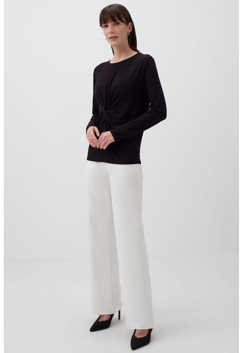 Oferte la Bluza cu detaliu rasucit - Negru