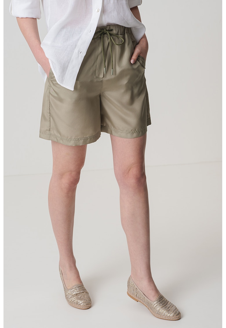 Oferte la Pantaloni scurti din matase cu talie inalta si snur - Verde deschis