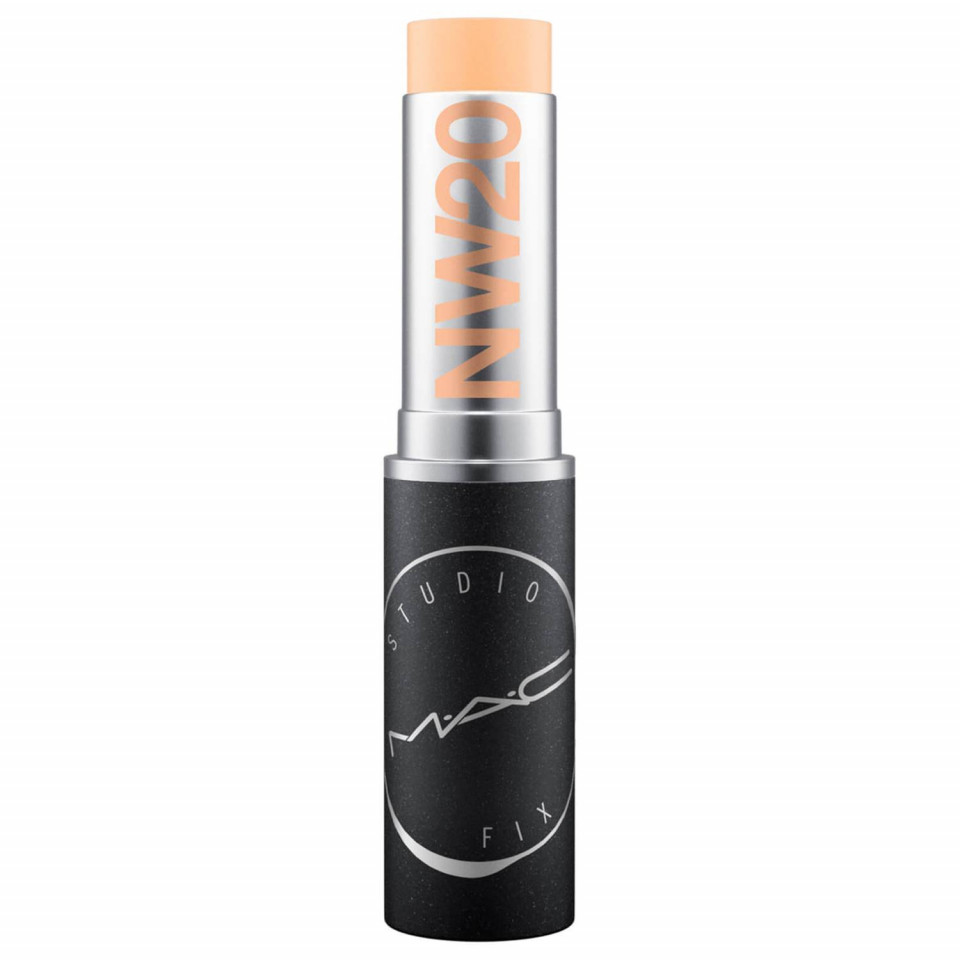 Oferte la Fond de ten Mac Studio Fix Soft Matte Foundation Stick (Concentratie: Fond de ten, Gramaj: 9 g, Nuanta fond de ten: NW20)