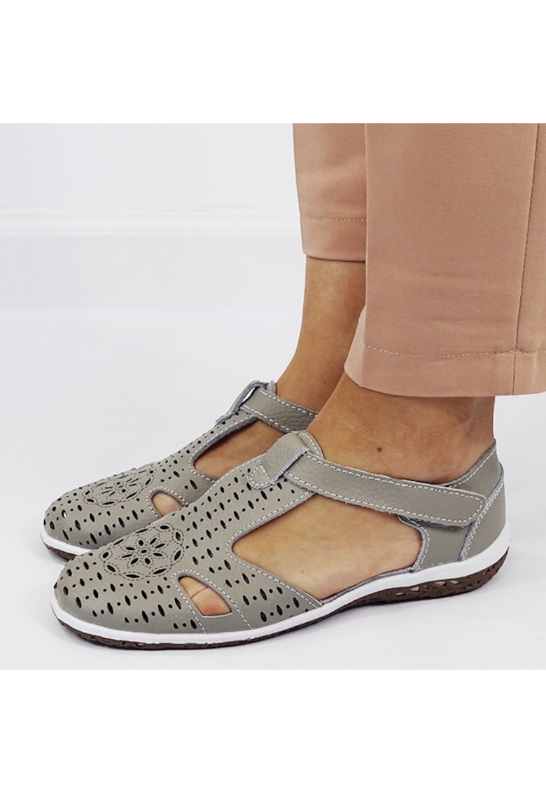 Oferte la Balerini gri din piele naturala 5121 M5 17347 - Gri