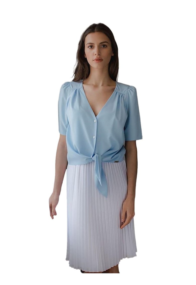 Oferte la Camasa dama -  scurta - decolteu inima - cu nasturi - albastra - poliester. -