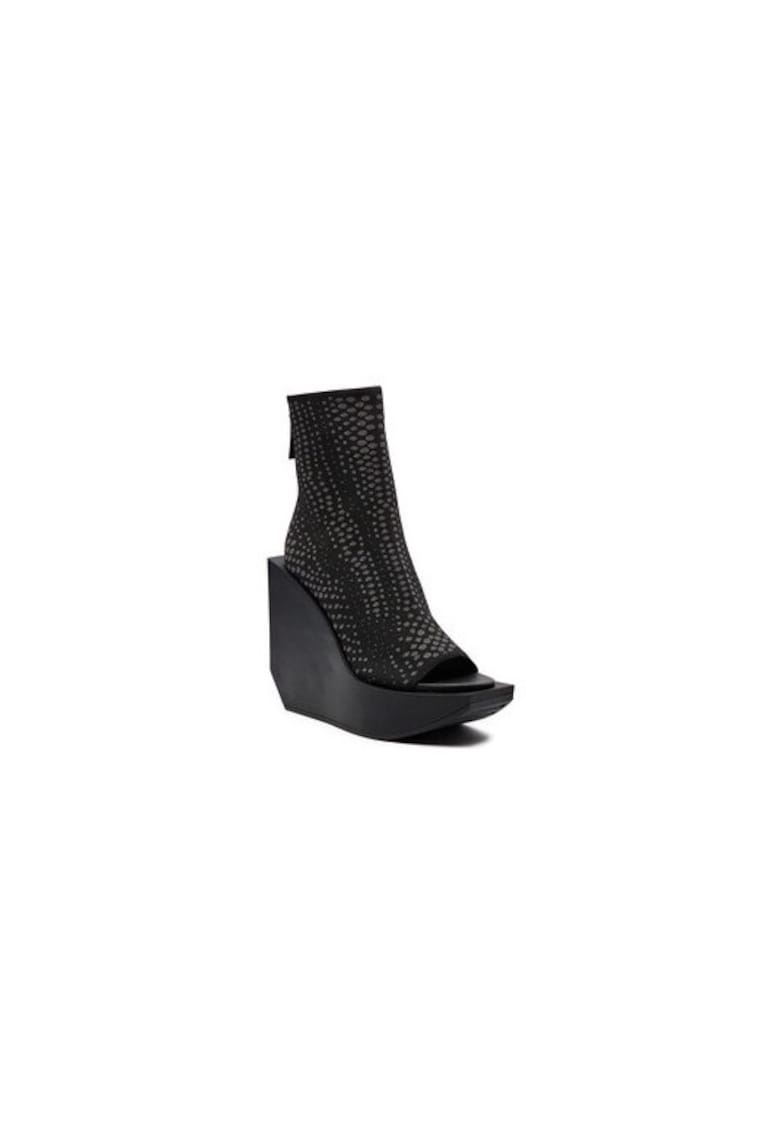 Oferte la Ghete dama  303650711 - Textil - 40 EU - Negru