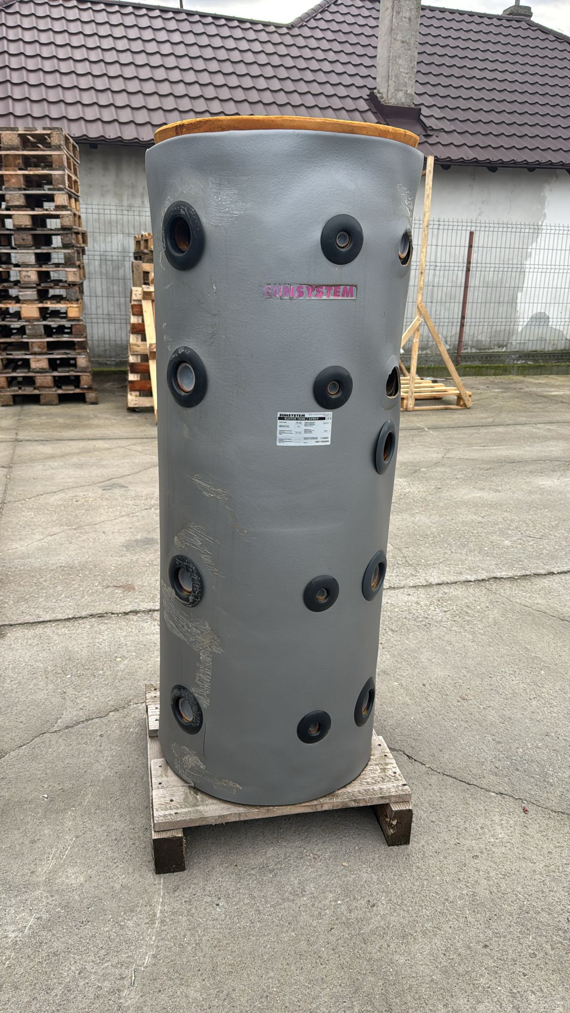 PRODUS RESIGILAT FARA CAPAC SUPERIOR CU DEFECTE ESTETICE DAR IN PERFECTA STARE DE FUNCTIONARE !!! Rezervor de acumulare puffer pentru agent termic fara serpentina PS 150L