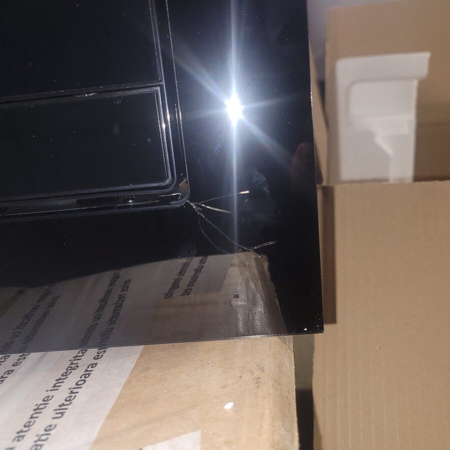 Cuptor cu microunde Resigilat LMS4253TMX Grill 900W Control Digital Negru/Inox Antiamprenta