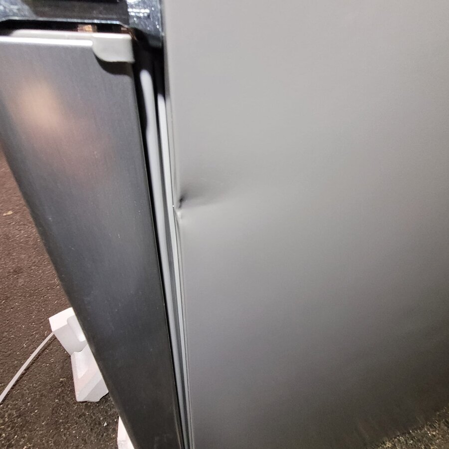 Combina Frigorifica Resigilat KGN33NLEB Total No Frost Clasa E 42dB Iluminare Led Inox