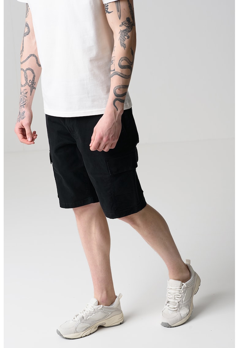 Oferte la Blugi scurti uni