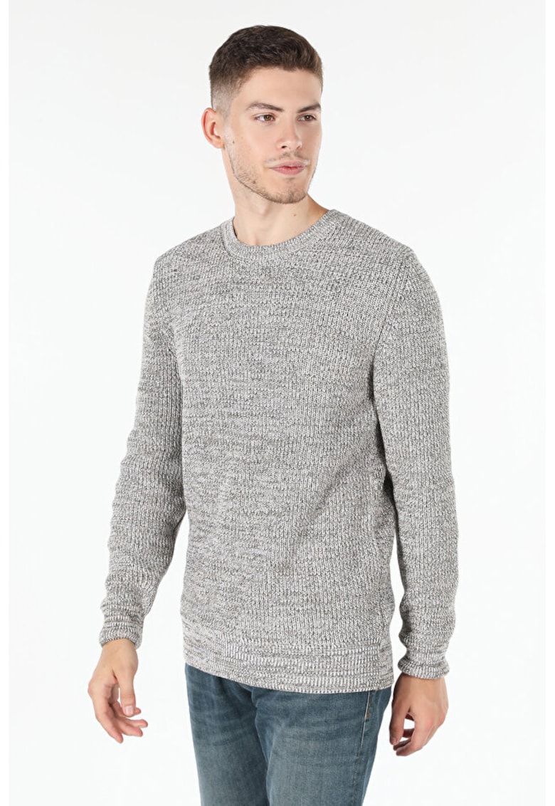 Pulover cu decolteu la baza gatului - Bej