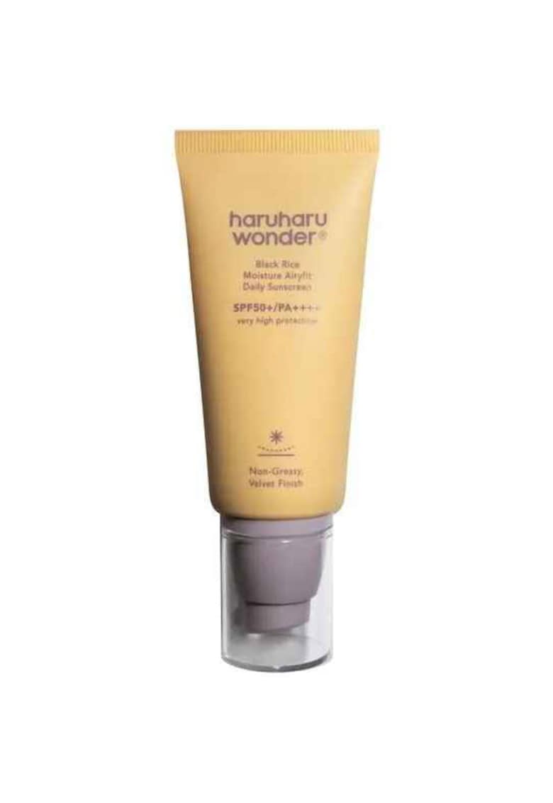 Oferte la Crema lejera de protectie solara cu extract de orez negru SPF 50+ PA++++ finish mat  50ml