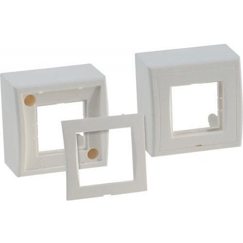 Oferte la Doza aplicata pentru modul 45x45 alb LANmark