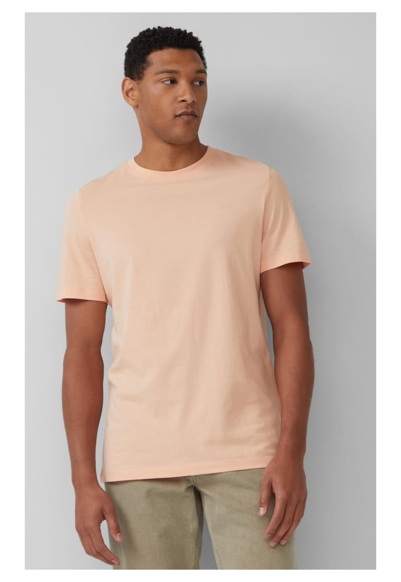 Oferte la Tricou cu model uni si decolteu la baza gatului