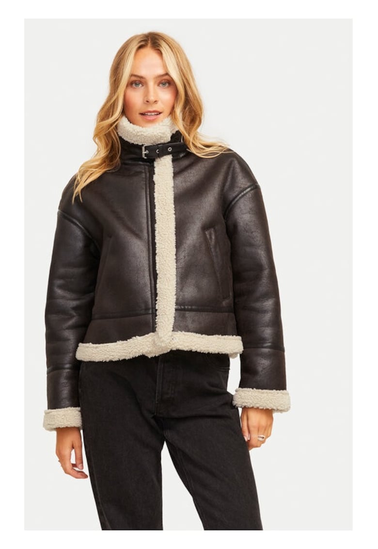 Oferte la Geaca din imitatie de piele Yolanda 12259326 Maro Regular Fit - Piele ecologica