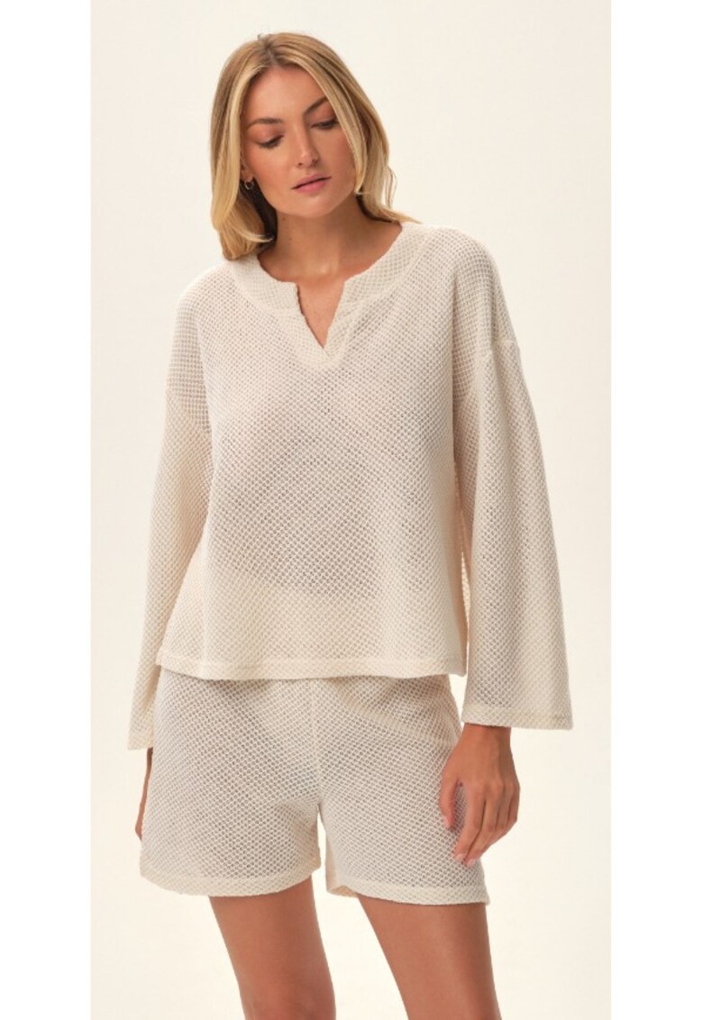 Oferte la Set pentru femei  bluza cu maneca lunga si pantaloni scurti cu talie inalta - poliester - casual - crem