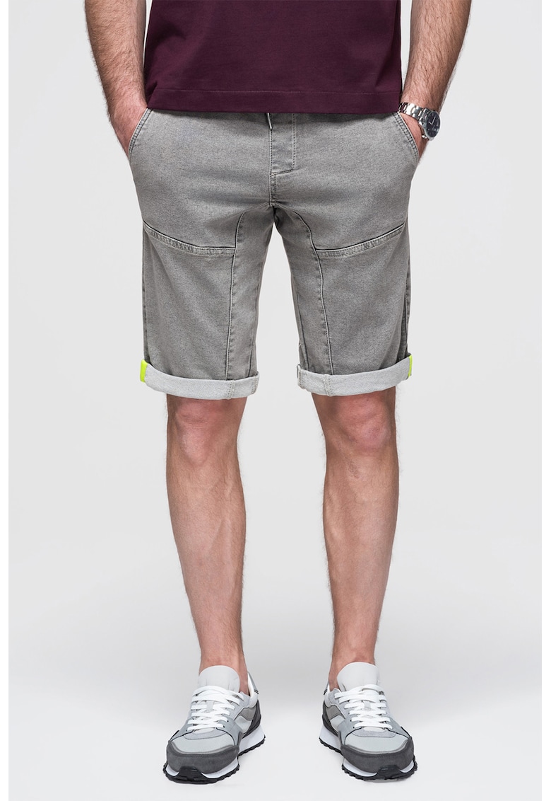 Oferte la Blugi scurti regular fit - Gri deschis