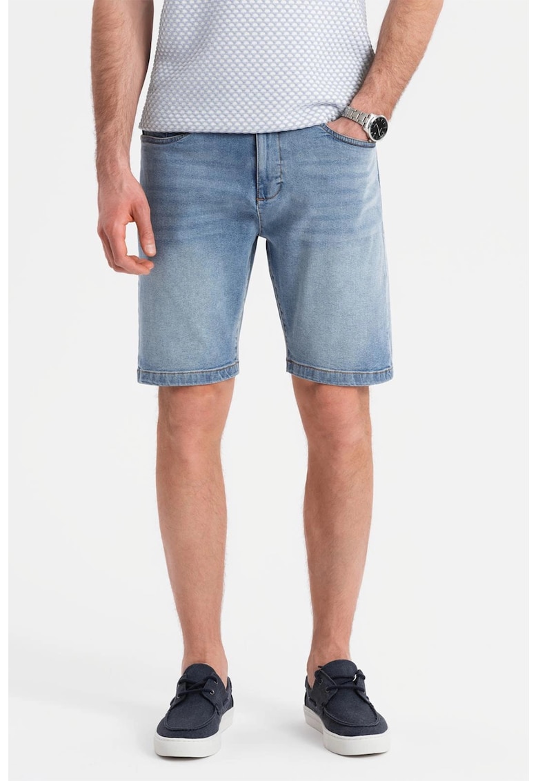 Oferte la Blugi scurti cu buzunare - Albastru deschis