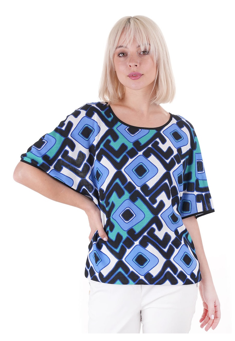 Oferte la Bluza din viscoza - cu imprimeu geometric