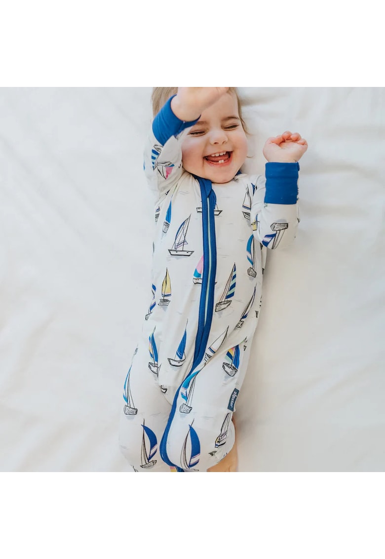 Oferte la Pijamale lungi din bambus cu fermoar reversibil -  - Sailing - Alb si Albastru cu barcute - pentru baieti - Alb/Albastru