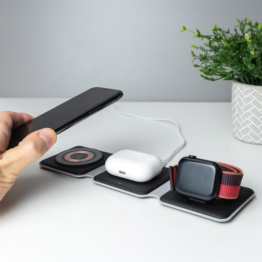 Încărcător Wireless Magnetic Compact - Pad Încărcare Rapidă 15W