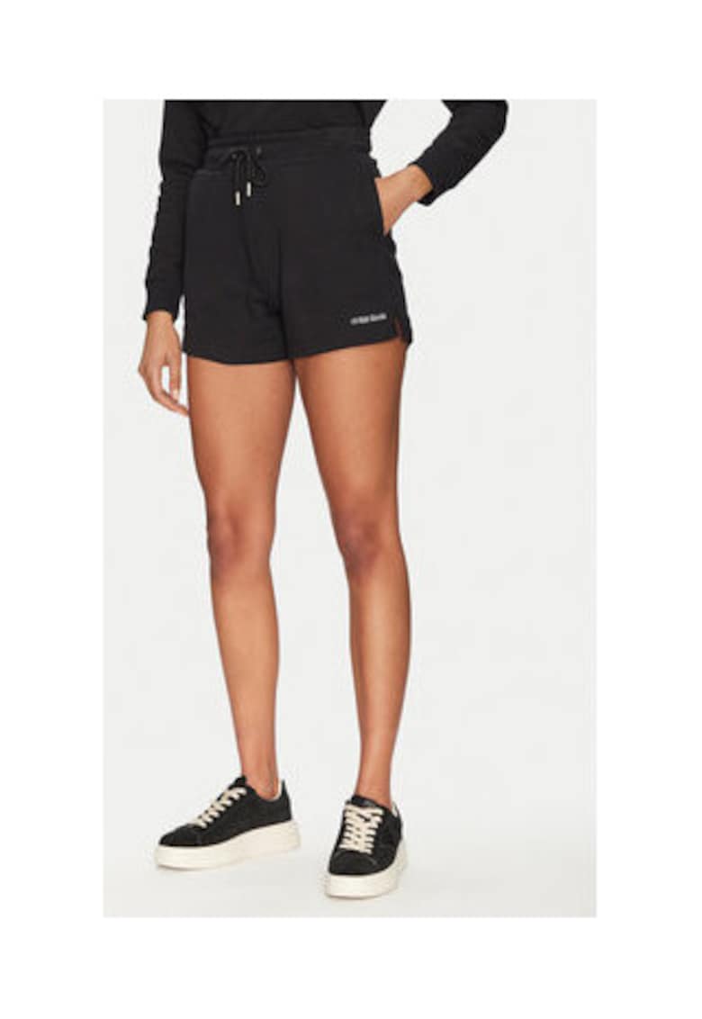 Oferte la Pantaloni scurti uni cu snur