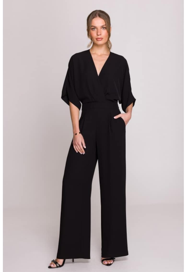 Oferte la Salopeta Cu Decolteu Petrecut -  Negru - Negru