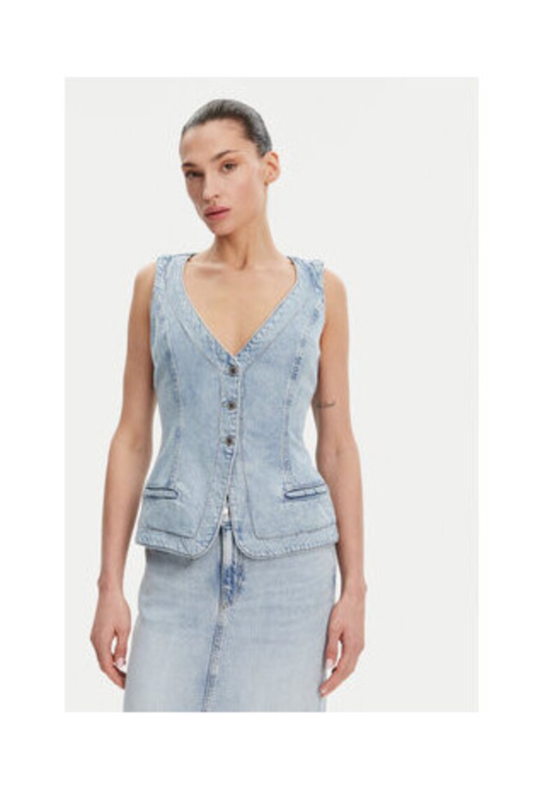 Oferte la Vesta de dama cu model uni
