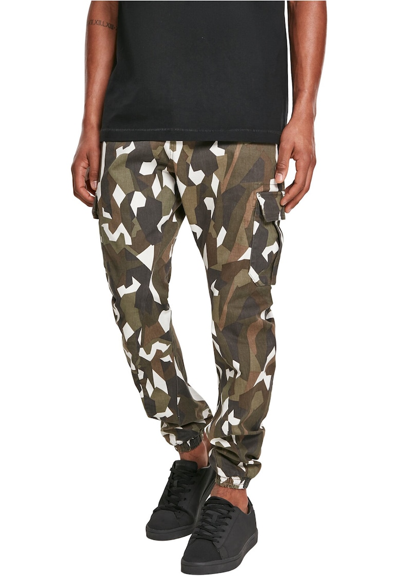 Oferte la Pantaloni cargo cu model camuflaj si geometric - Alb/Verde feriga
