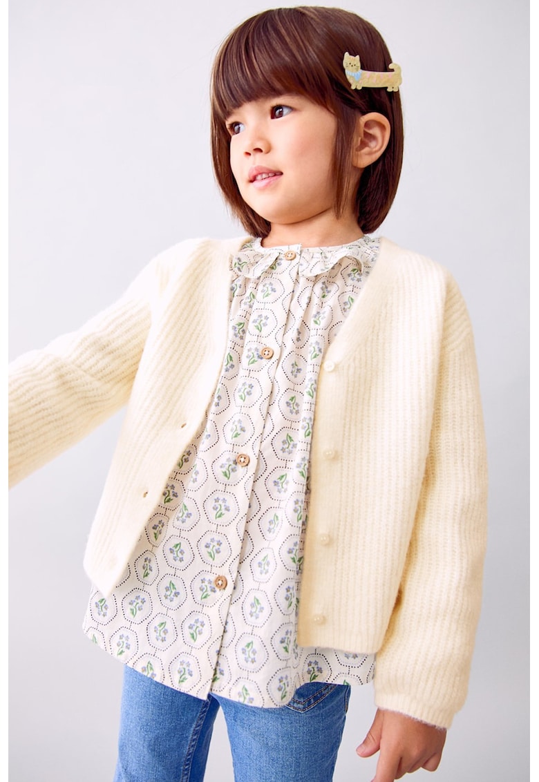Oferte la Cardigan tricotat cu nasturi - Crem