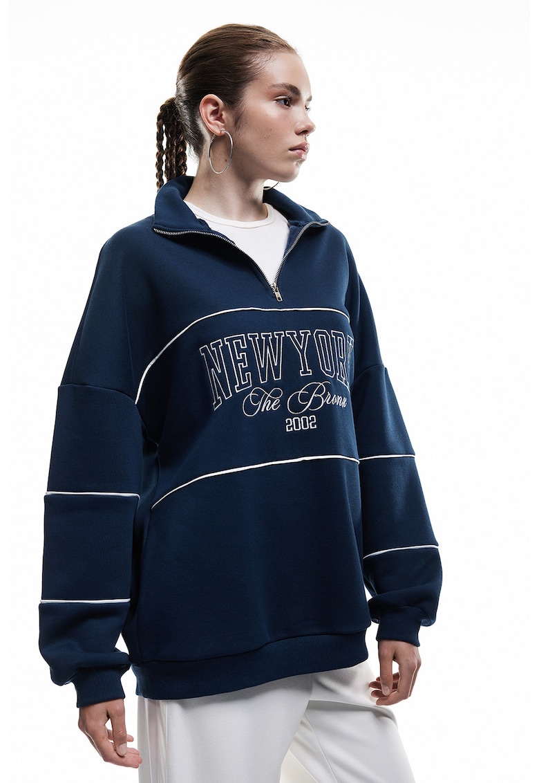 Oferte la Bluza de trening lejera cu fermoar scurt - Bleumarin