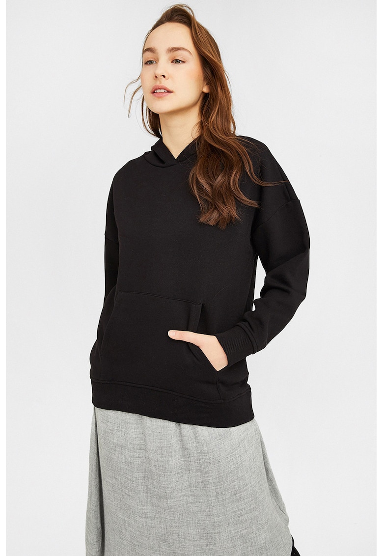 Oferte la Hanorac cu maneci lungi si model uni - Negru