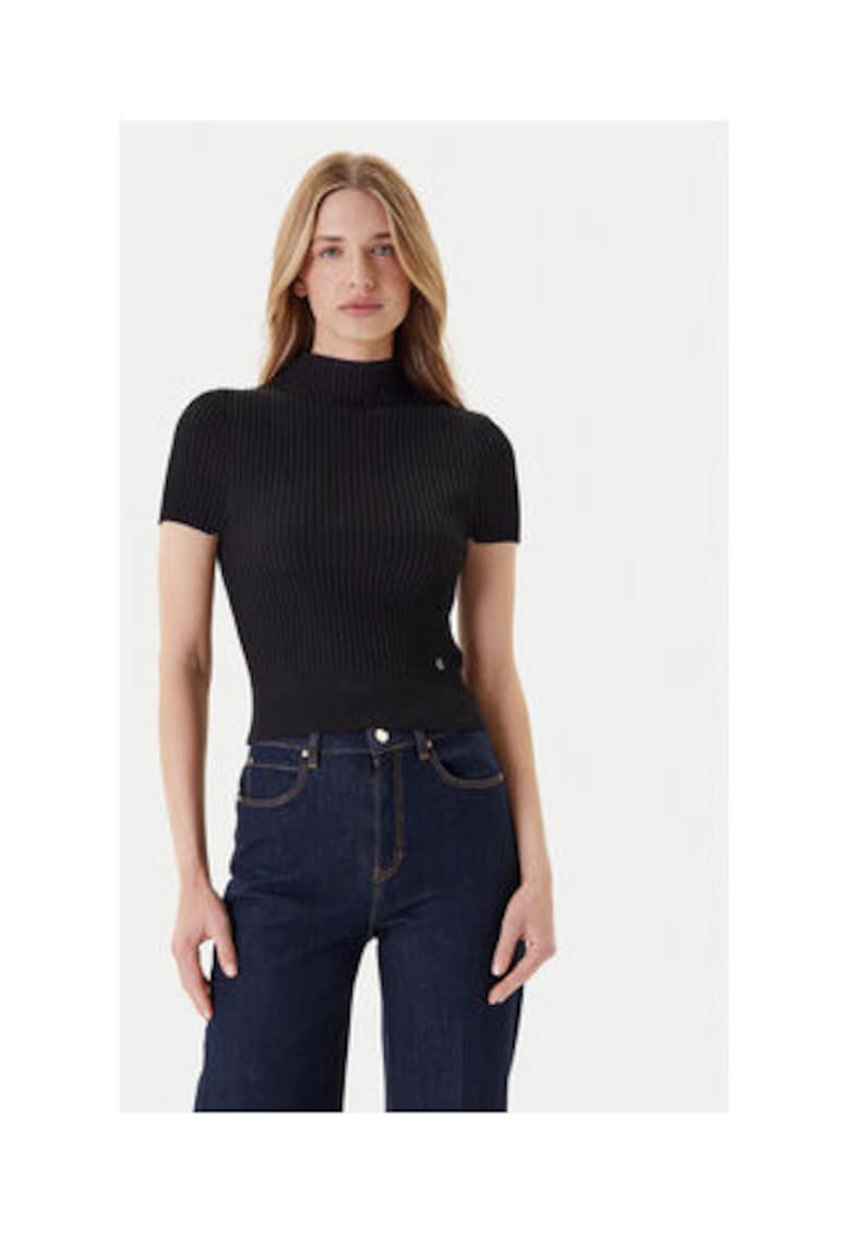 Oferte la Pulover striat cu maneca scurta