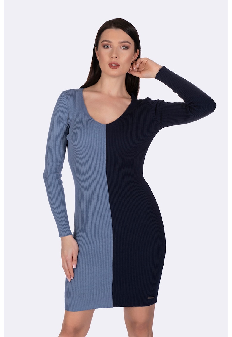 Oferte la Rochie cu aspect striat si model in doua nuante - Albastru