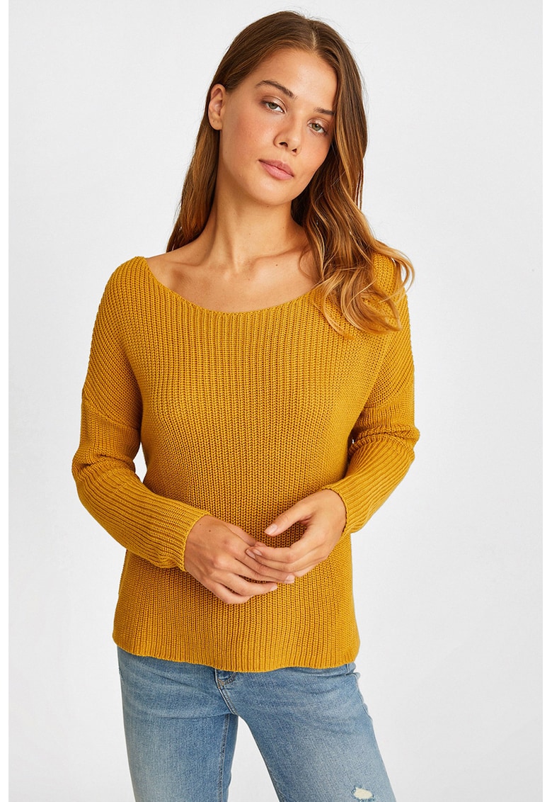 Oferte la Pulover cu decolteu barcuta - Galben mustar