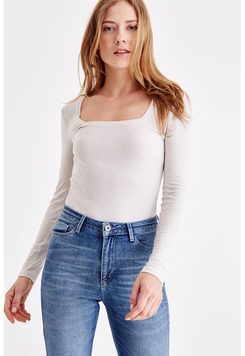 Oferte la Bluza striata cu model uni - Alb fildes